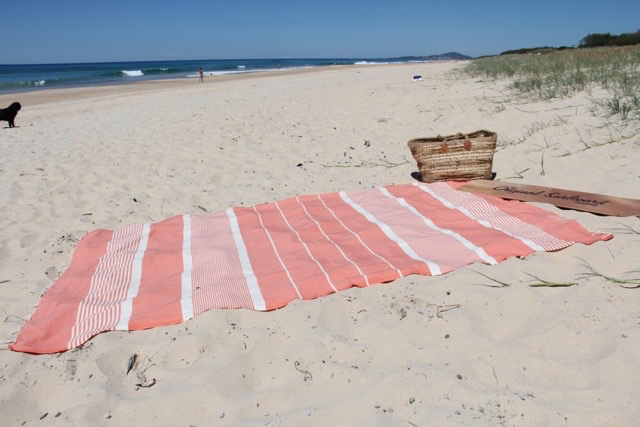 https://www.noosabeachtowels.com.au/wp-content/uploads/2018/05/Extra-Large-Beach-Towel-Ibiza-Orange.jpg